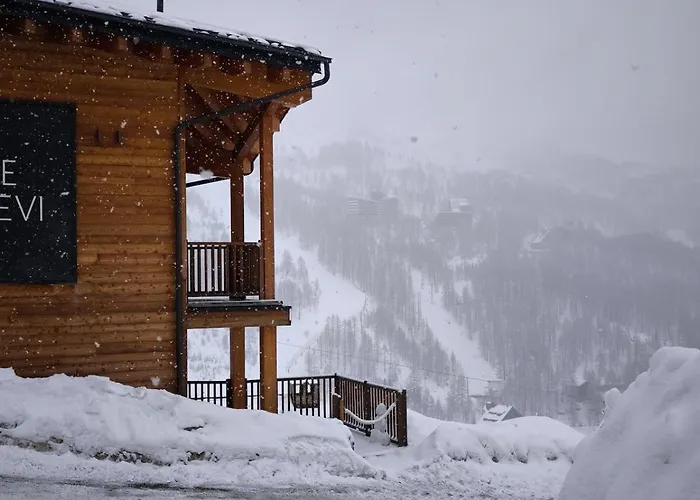 Апартаменти Prestigious In Cervinia